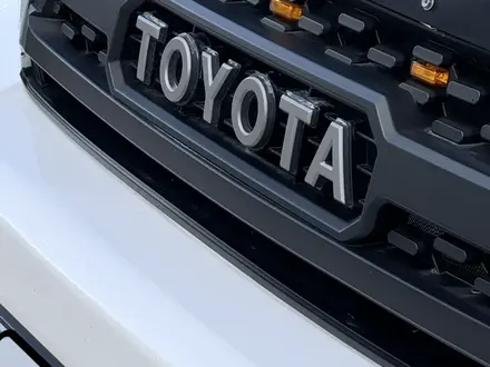 Toyota 4Runner 2004 года за 11 200 000 тг. в Актау – фото 13