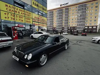 Mercedes-Benz E-Class, 2001