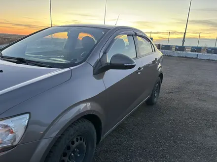 Chevrolet Aveo 2014 года за 3 100 000 тг. в Астана – фото 3