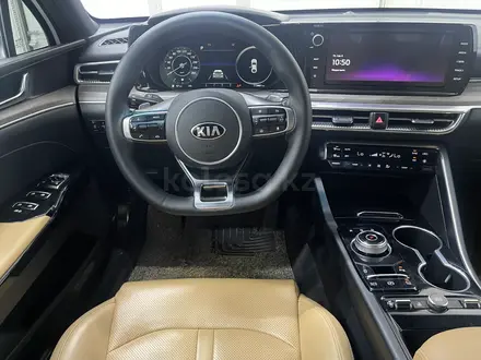 Kia K5 2021 года за 9 729 457 тг. в Астана – фото 10