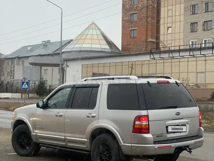 Ford Explorer 2003 года за 6 000 000 тг. в Астана – фото 10