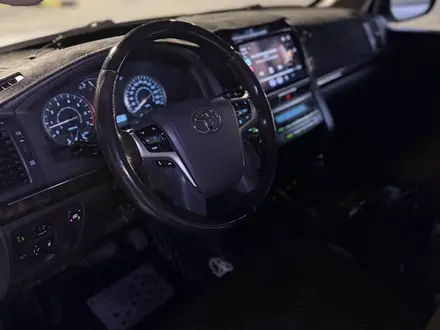 Toyota Land Cruiser 2008 года за 15 999 999 тг. в Актобе – фото 10