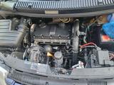Volkswagen Sharan 2001 года за 1 600 000 тг. в Атырау – фото 5