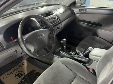 Toyota Camry 2005 года за 4 800 000 тг. в Астана – фото 15