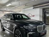 BMW X7 2021 года за 48 500 000 тг. в Астана – фото 2