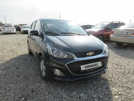 Chevrolet Spark 2019 года за 3 933 000 тг. в Шымкент – фото 3