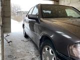 Mercedes-Benz C 180 1994 года за 1 600 000 тг. в Макинск – фото 2