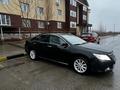 Toyota Camry 2013 года за 8 100 000 тг. в Актобе – фото 4