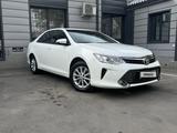 Toyota Camry 2015 года за 10 800 000 тг. в Алматы – фото 2