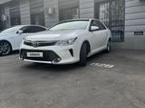 Toyota Camry 2015 года за 10 800 000 тг. в Алматы – фото 3