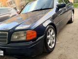 Mercedes-Benz C 220 1995 года за 1 950 000 тг. в Усть-Каменогорск