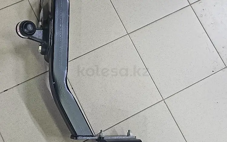 Фаркоп Toyota Fortuner за 105 000 тг. в Актобе