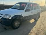 Chevrolet Niva 2014 годаfor2 300 000 тг. в Уральск – фото 2