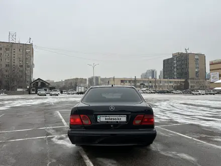 Mercedes-Benz E 320 1997 года за 3 500 000 тг. в Алматы – фото 14