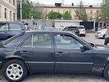 Mercedes-Benz E 230 1991 года за 1 800 000 тг. в Алматы – фото 5