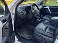 Toyota Land Cruiser Prado 2021 года за 24 800 000 тг. в Петропавловск – фото 13