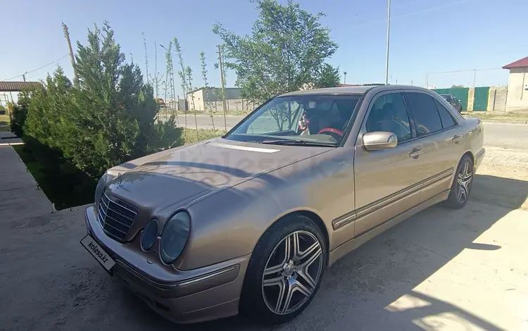 Mercedes-Benz E 240 2000 года за 4 300 000 тг. в Туркестан