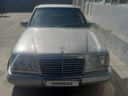 Mercedes-Benz E 280 1994 года за 2 800 000 тг. в Туркестан