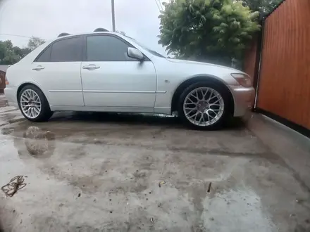 Toyota Altezza 1998 года за 4 300 000 тг. в Алматы – фото 5