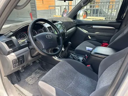 Toyota Land Cruiser Prado 2007 года за 9 000 000 тг. в Атырау – фото 13