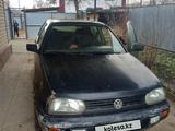 Volkswagen Golf 1996 годаfor600 000 тг. в Актобе