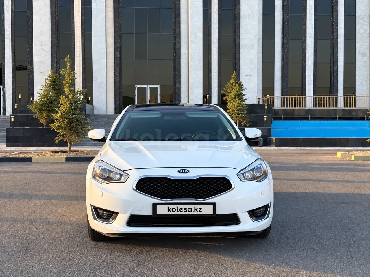 Kia Cadenza, 2014