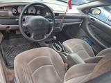Dodge Stratus 2003 года за 1 600 000 тг. в Уральск – фото 4