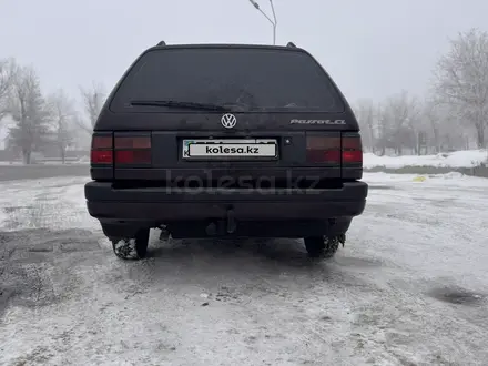 Volkswagen Passat 1993 года за 1 700 000 тг. в Алматы – фото 5