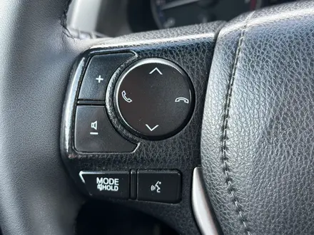 Toyota RAV4 2017 года за 11 990 000 тг. в Актобе – фото 15