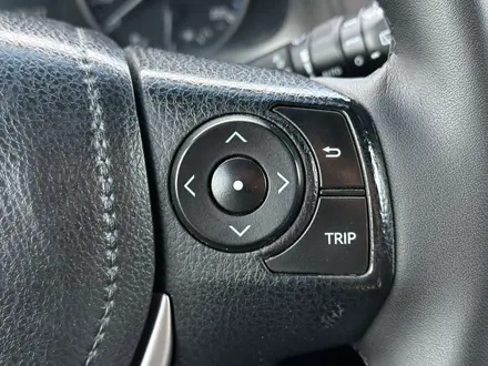 Toyota RAV4 2017 года за 11 990 000 тг. в Актобе – фото 20