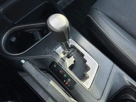 Toyota RAV4 2017 года за 11 990 000 тг. в Актобе – фото 24