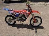 Honda  CRF 450R 2017 года за 3 500 000 тг. в Алматы – фото 4