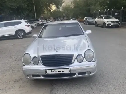 Mercedes-Benz E 280 1999 года за 2 900 000 тг. в Алматы – фото 2