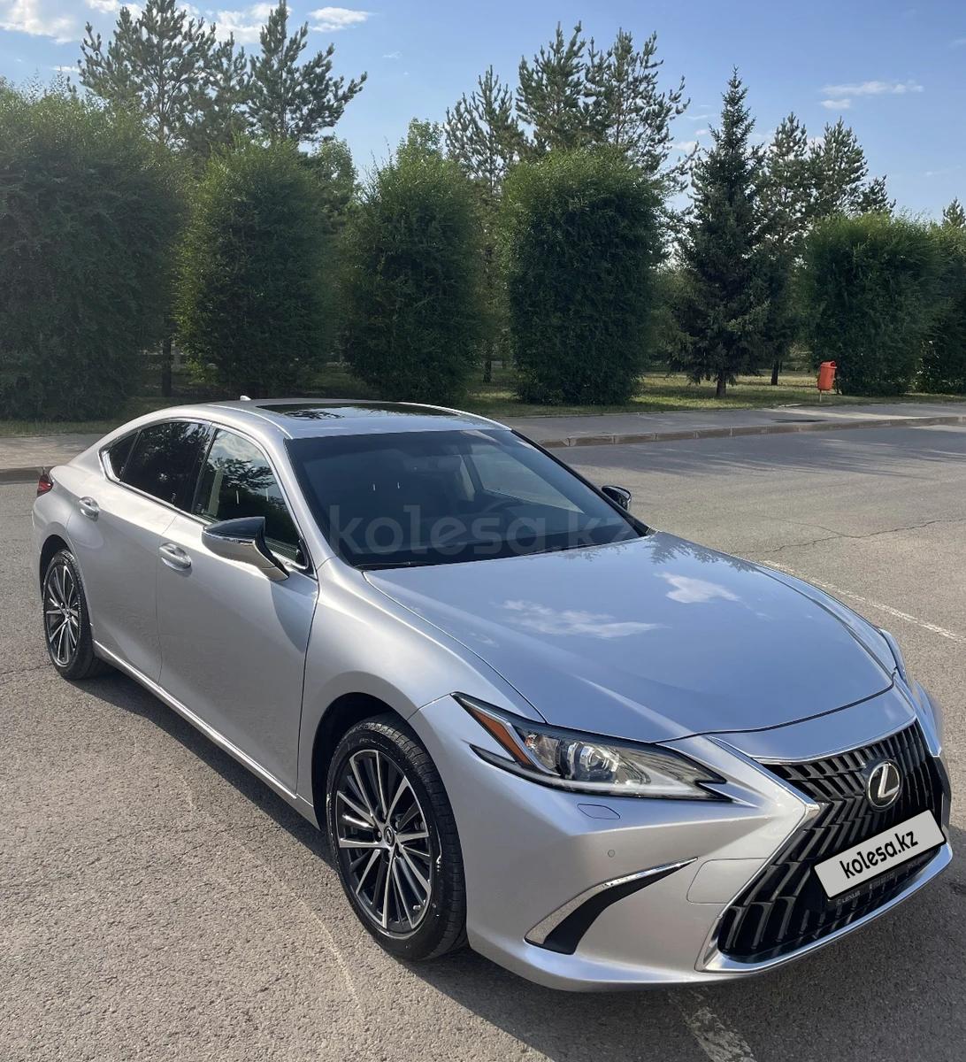 Lexus ES 250 2022 г.