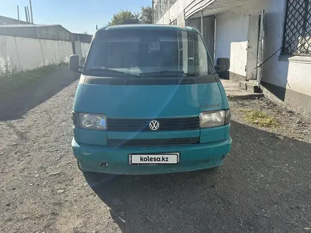 Volkswagen Multivan 1994 года за 2 500 000 тг. в Караганда – фото 2