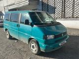 Volkswagen Multivan 1994 годаүшін2 500 000 тг. в Караганда – фото 3