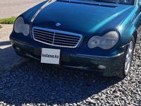 Mercedes-Benz C 240 2000 годаfor2 600 000 тг. в Астана