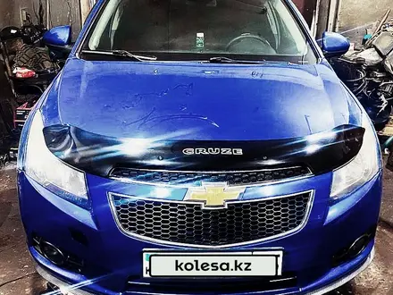 Chevrolet Cruze 2010 года за 4 450 000 тг. в Петропавловск – фото 16