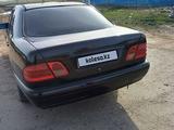 Mercedes-Benz E 200 1997 года за 2 500 000 тг. в Кокшетау – фото 3