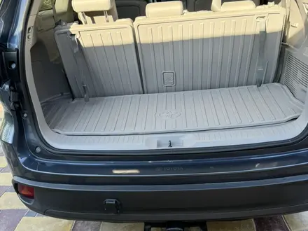 Toyota Highlander 2017 года за 10 200 000 тг. в Атырау – фото 2