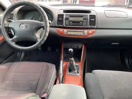 Toyota Camry 2004 года за 3 500 000 тг. в Тараз – фото 9