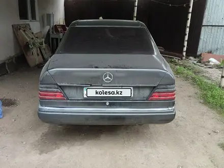 Mercedes-Benz E 230 1992 года за 850 000 тг. в Талгар