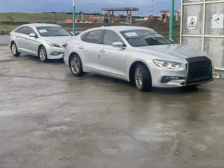 Hyundai Grandeur 2016 года за 5 700 000 тг. в Караганда – фото 2