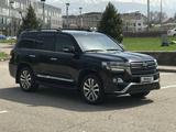 Toyota Land Cruiser 2018 года за 36 000 000 тг. в Алматы – фото 3