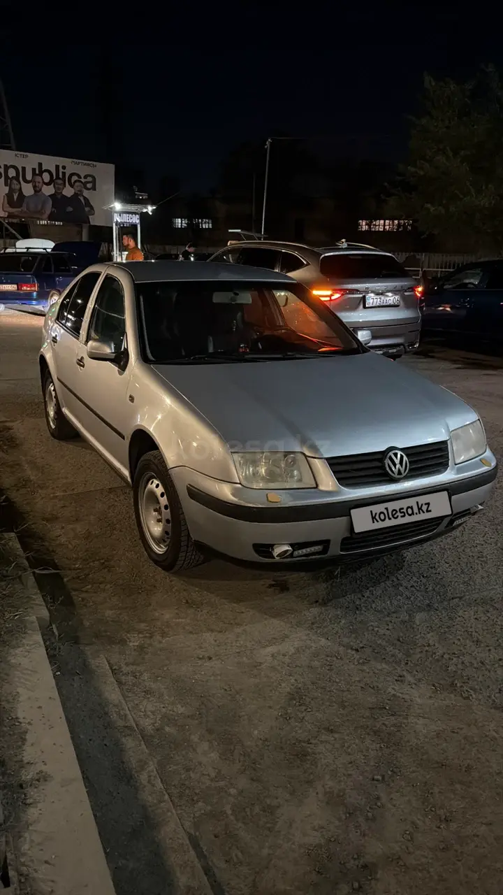 Volkswagen Bora, 2001