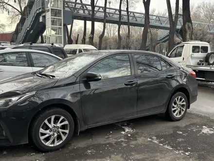 Toyota Corolla 2017 года за 8 300 000 тг. в Алматы – фото 2