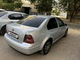 Volkswagen Jetta 2002 года за 800 000 тг. в Актау – фото 3