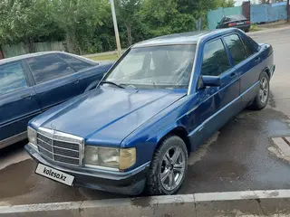 Mercedes-Benz 190, 1992
