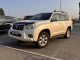 Toyota Land Cruiser Prado 2010 годаүшін13 990 000 тг. в Усть-Каменогорск – фото 2