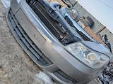 Skoda A5 2013 передний фары за 100 000 тг. в Атырау